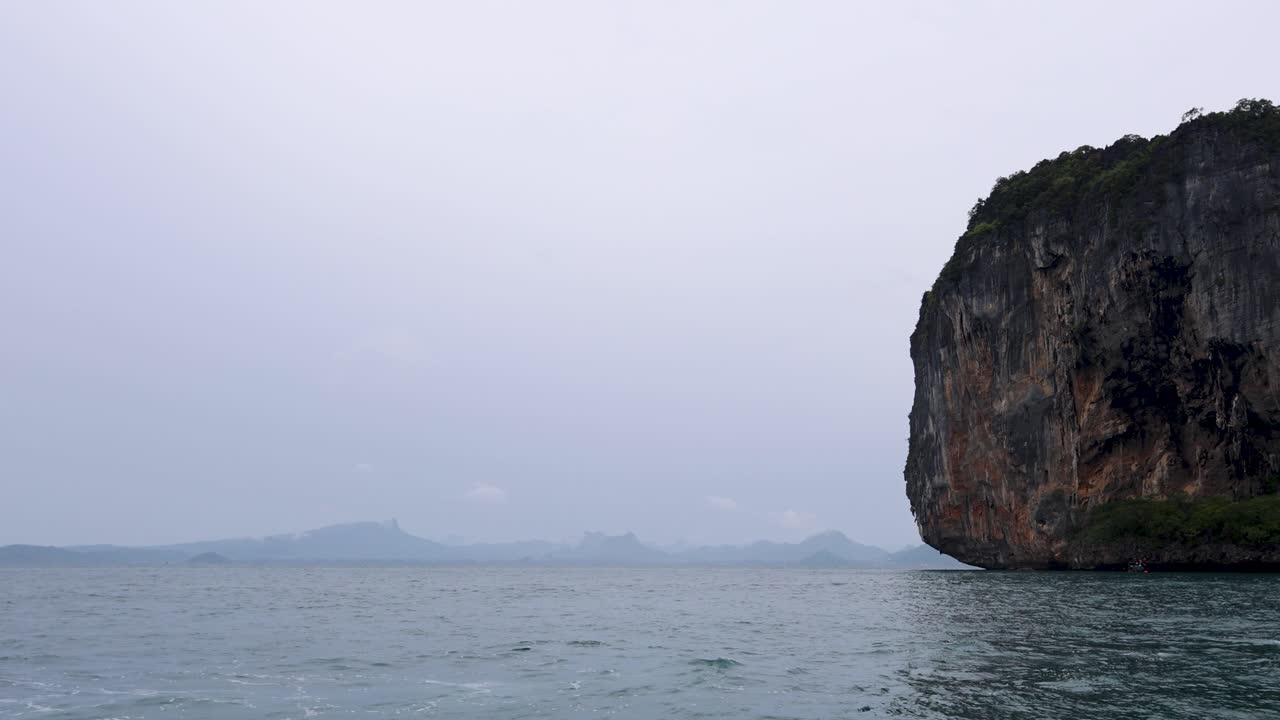 극적인 섬 풍경