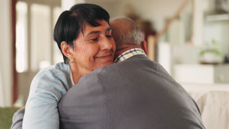 Familie-Entspannen,-Zuhause-Und-Liebe-Mit-Glück