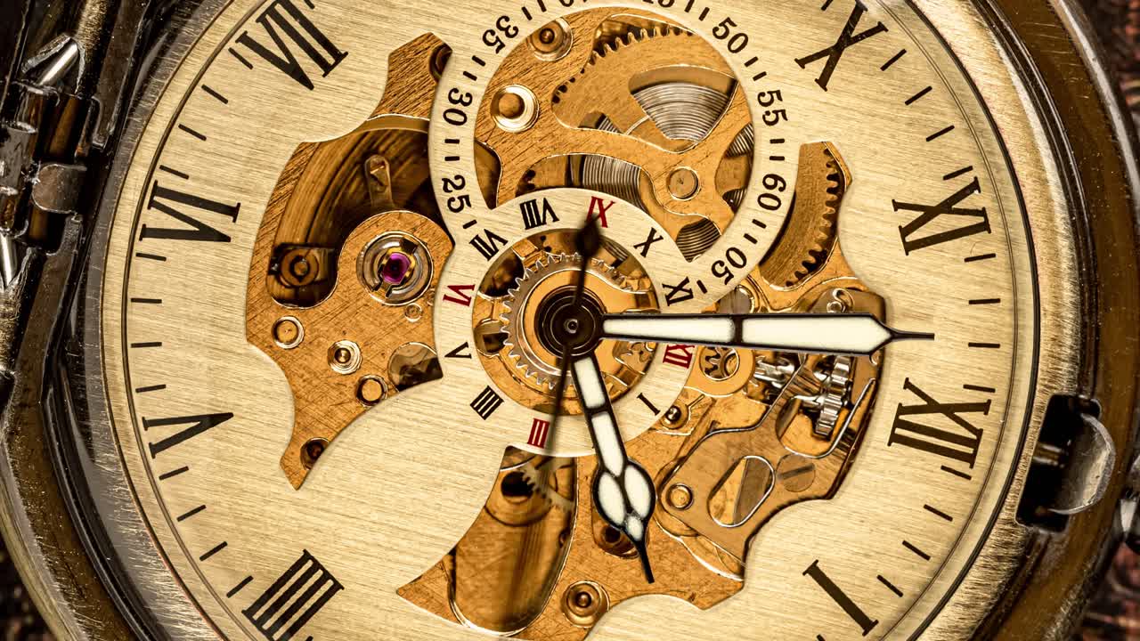 pista de reloj espiral del tiempo. primer plano de la esfera del reloj antiguo. reloj de bolsillo antiguo.