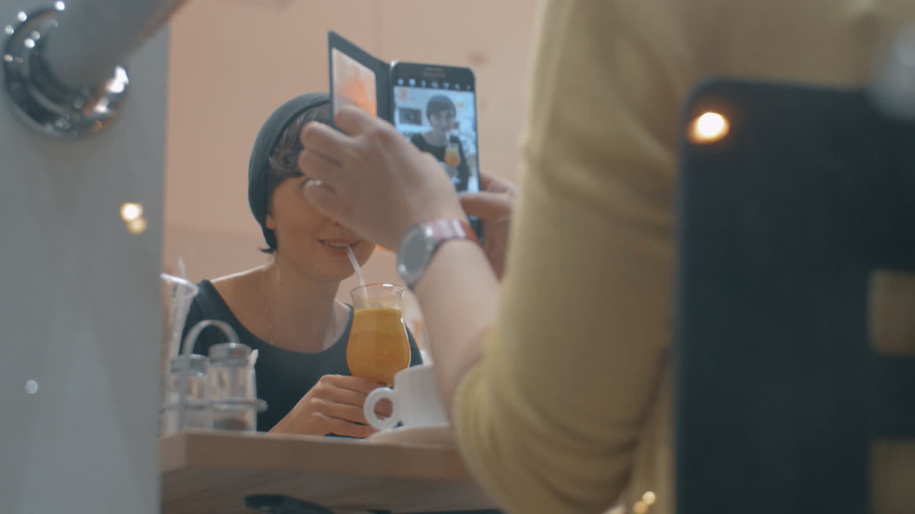 Scattare foto da condividere sui social media