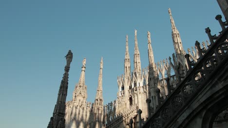 sculptures saints and martyrs decorating the cathedral milan duomo di milano