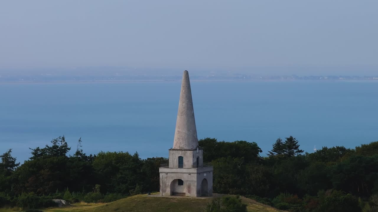 4K Cinematic Drone Footage of the Obelisk in Killiney Hill, Co.Dublin - Ireland 30