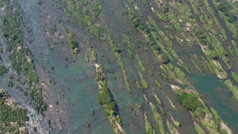 Ein-Flug-über-Einen-Kleinen-Teil-Der-Sogenannten-4000-Inseln-Des-Mekong-Im-Süden-Von-Laos