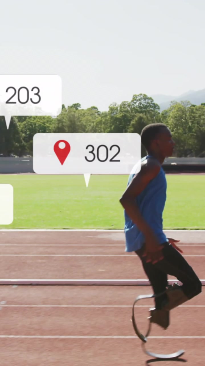 Animazione di più barre di notifica, atleta afroamericano che corre su pista da corsa