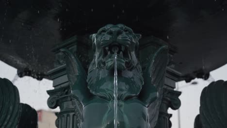 Lion’s-fountain-in-Porto-University-Rectory