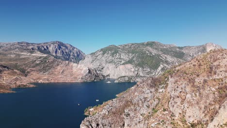 Aerial-dolly-establishes-Green-Canyon,-Taurus-mountains-Turkey