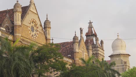 Rückseite-Des-Brihanmumbai-Municipal-Corporation-BMC-Gebäudes-In-Mumbai,-Indien