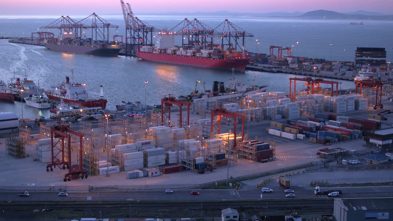 atracado en el puerto