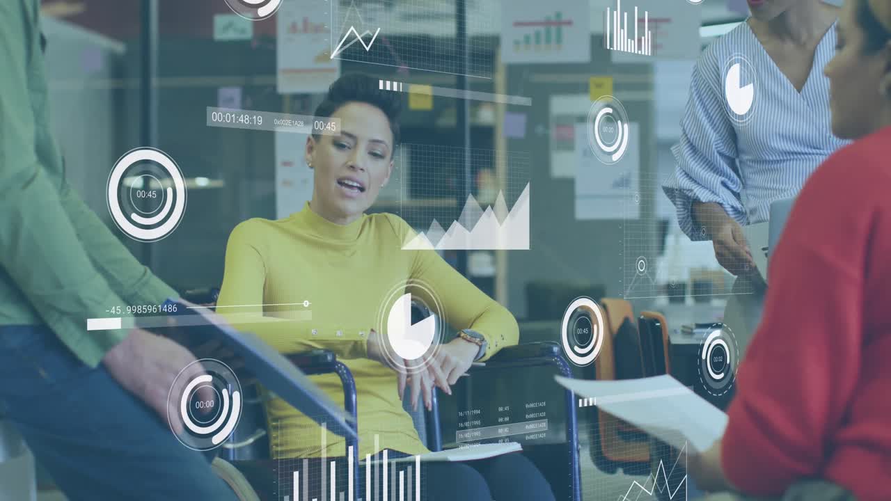 Animazione dell'elaborazione dati su persone d'affari diverse e con disabilità che lavorano in ufficio