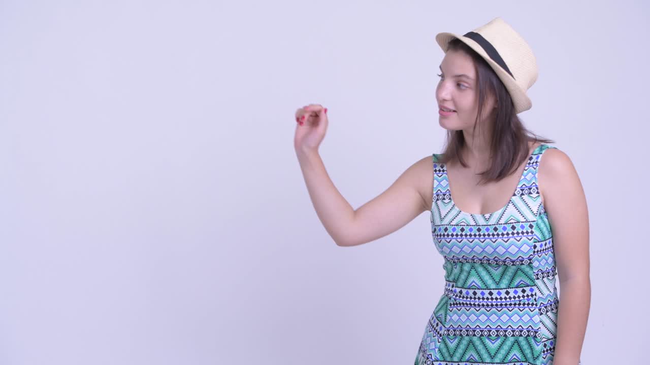 행복한 젊은 아름다운 관광 여성