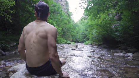 The-man-who-got-his-head-in-the-creek.-Slow-motion.