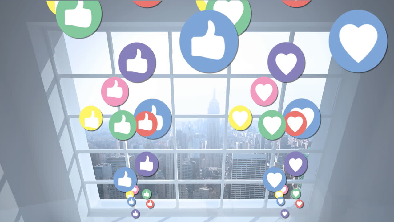 디지털 비디오는 글로벌 네트워크를 상징하는 도시 위의 소셜 미디어 아이콘을 보여줍니다.