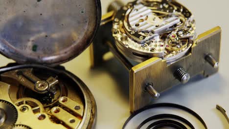 Close-up-of-clock-parts