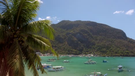 Panorámica-Alrededor-De-La-Isla-En-El-Nido