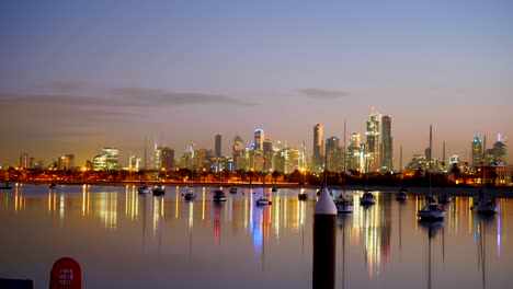 Timelapse-Del-Amanecer-De-Melbourne-Cbd-Desde-El-Muelle-De-St-Kilda-Timelapse