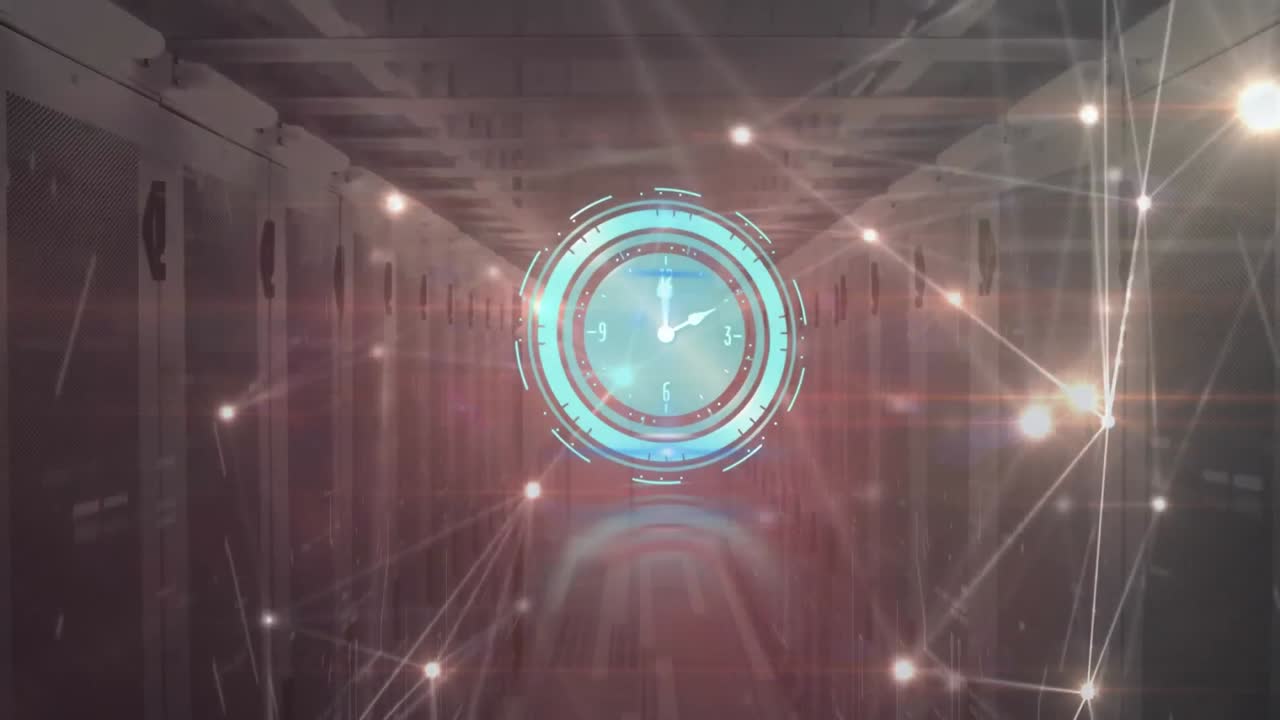 Animace pohybujících se hodin a sítí propojení nad serverovnou
