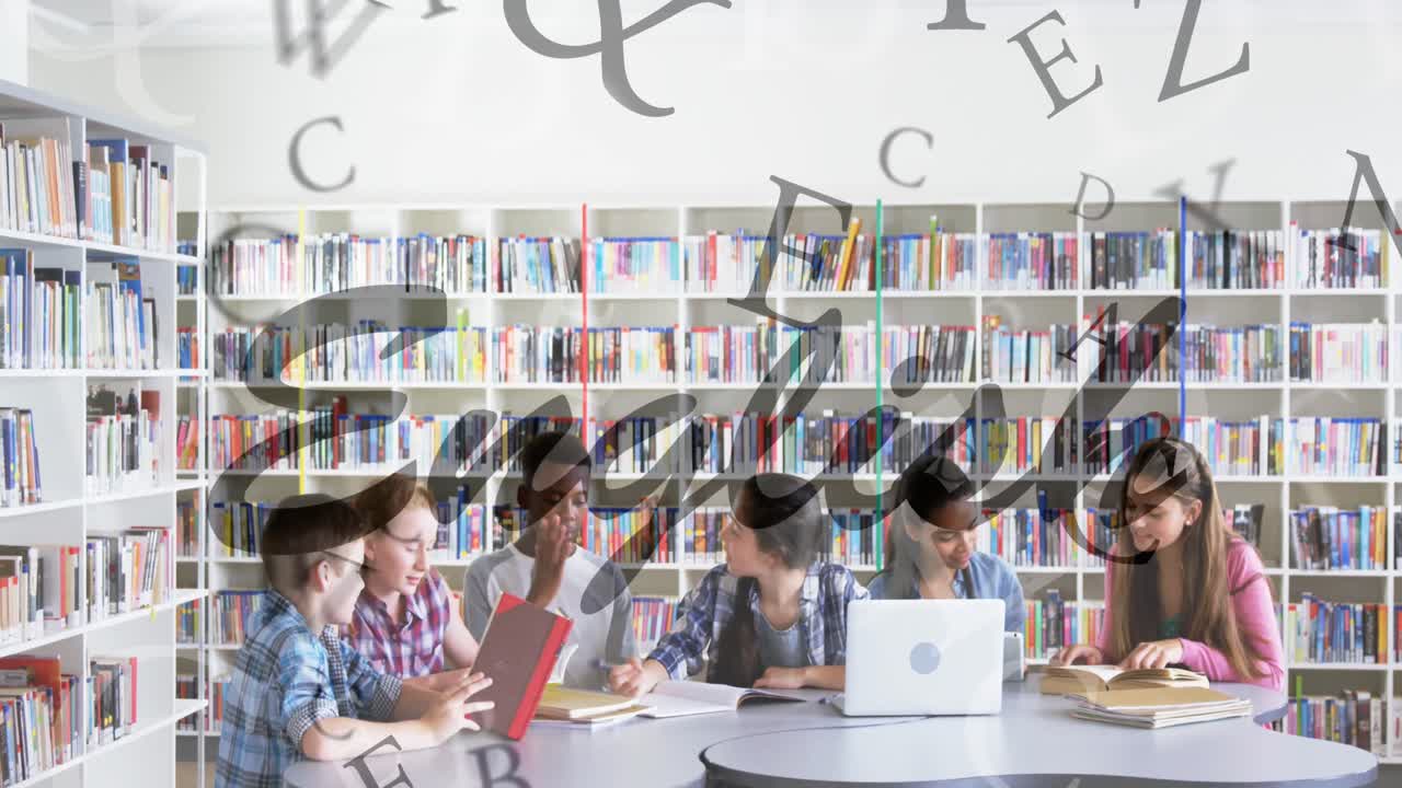 노트북을 사용하는 학교 학생들에 대한 영어 텍스트의 애니메이션