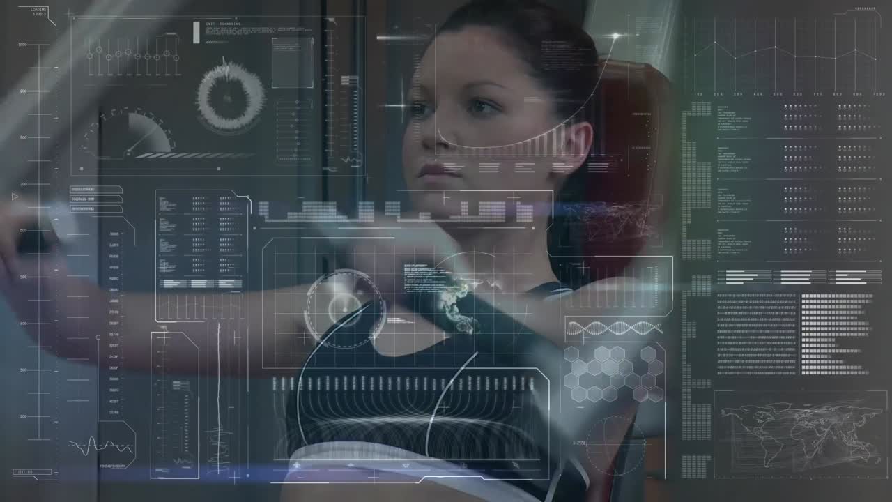 procesamiento de datos con mujeres que trabajan