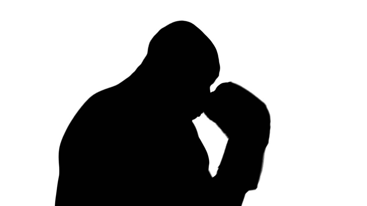 남자 권투의 근육질 실루 ⁇