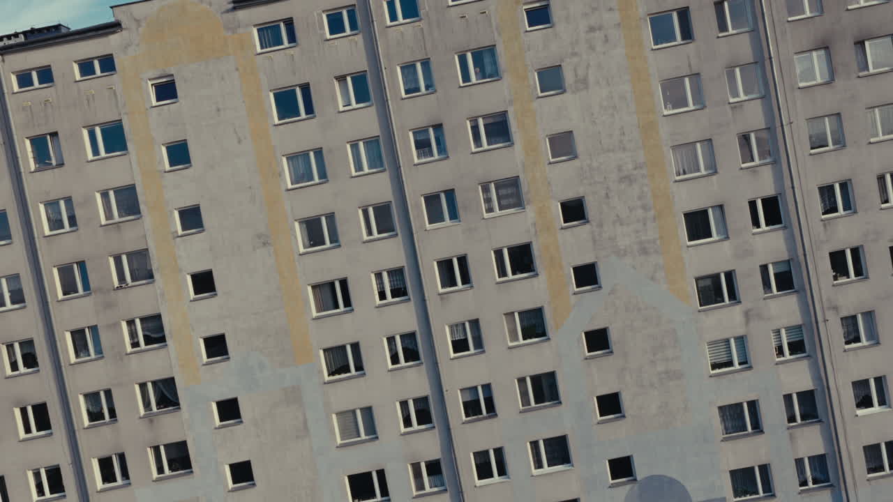 Exterior of a Multi-Story Apartment Building