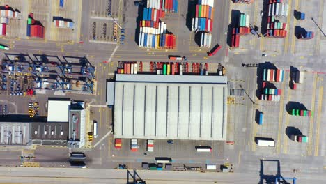 buque portacontenedores en el negocio de exportación e importación y logística