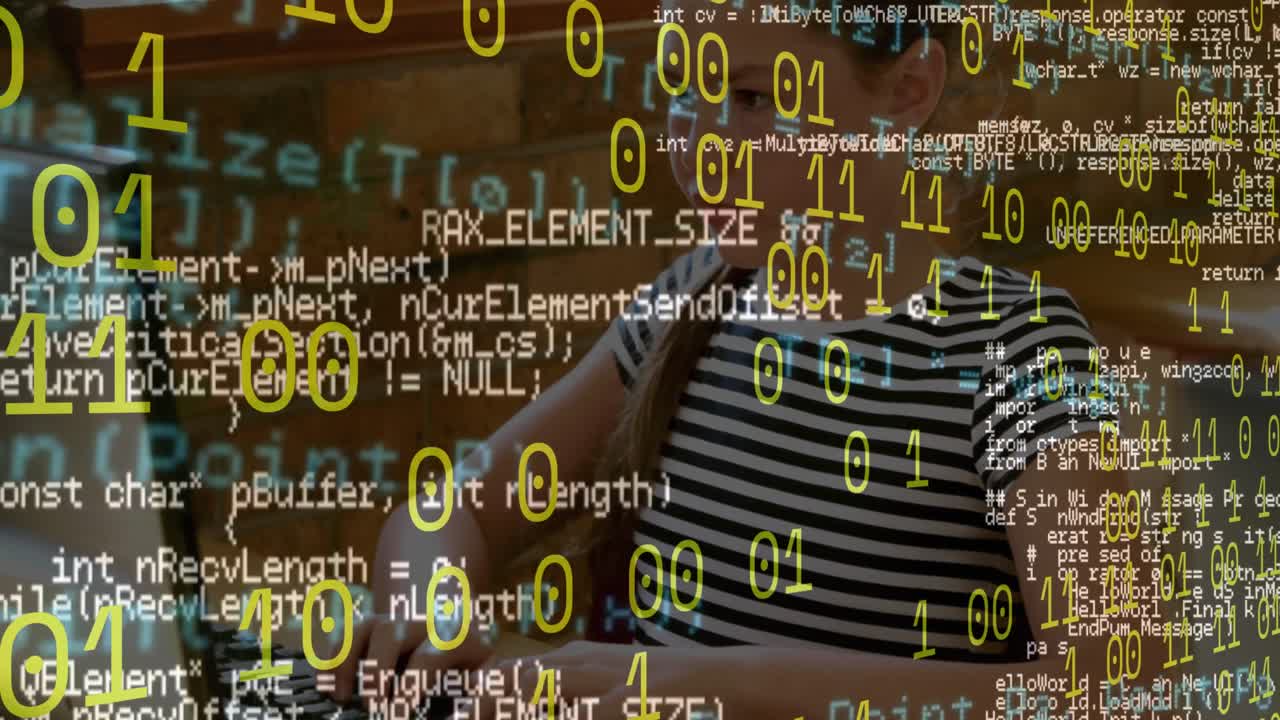 animación de codificación binaria y procesamiento de datos contra una niña caucásica que usa computadora en la escuela