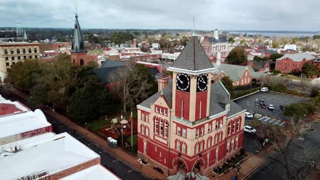 aerial tight pullout over city hall in new bern nc, north carolina