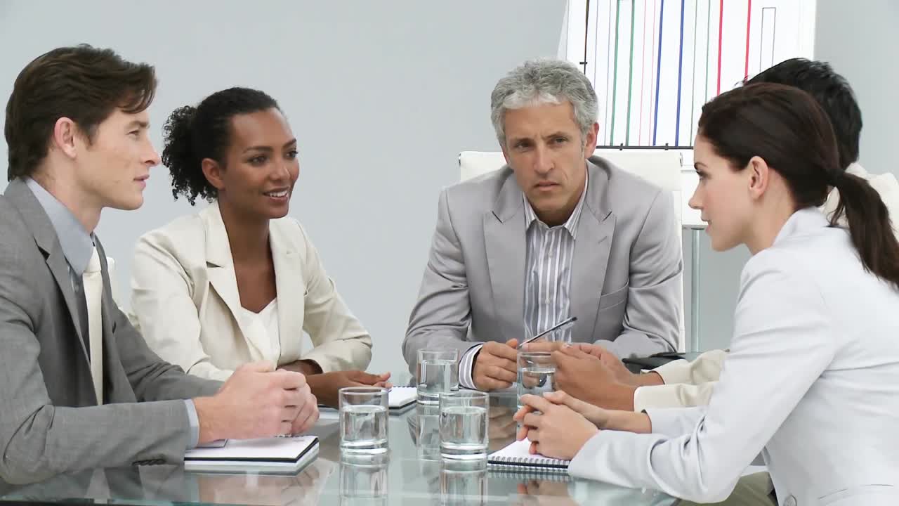 reunión importante de un equipo de negocios