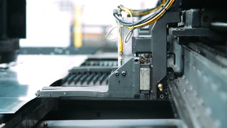 automated metal feed line for processing on stamping press? high-tech equipment