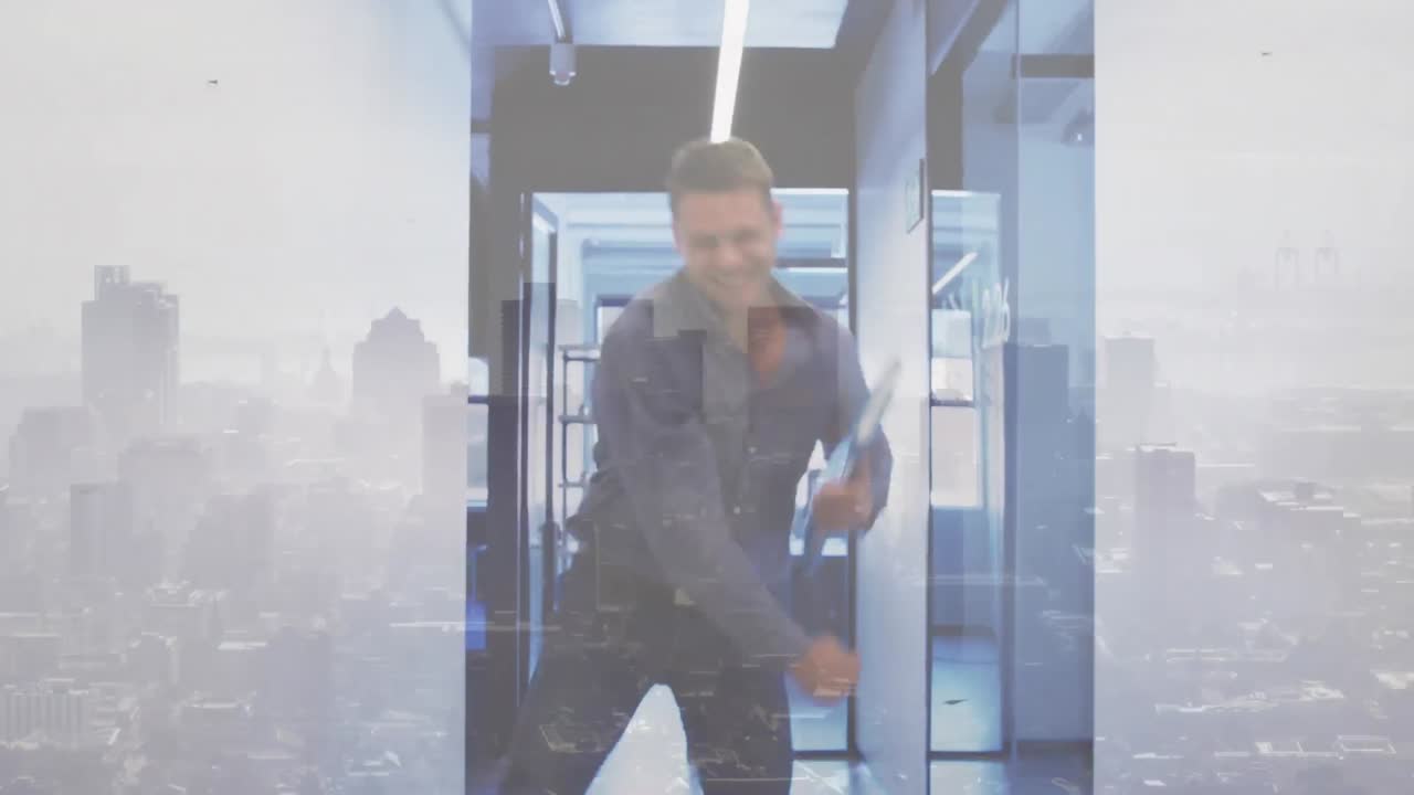 animación de un hombre usando un teléfono inteligente sobre el paisaje urbano