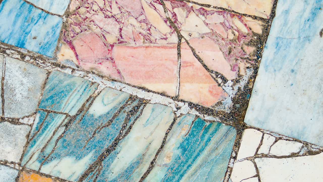 el suelo giratorio de mármol romano antiguo, roma, italia