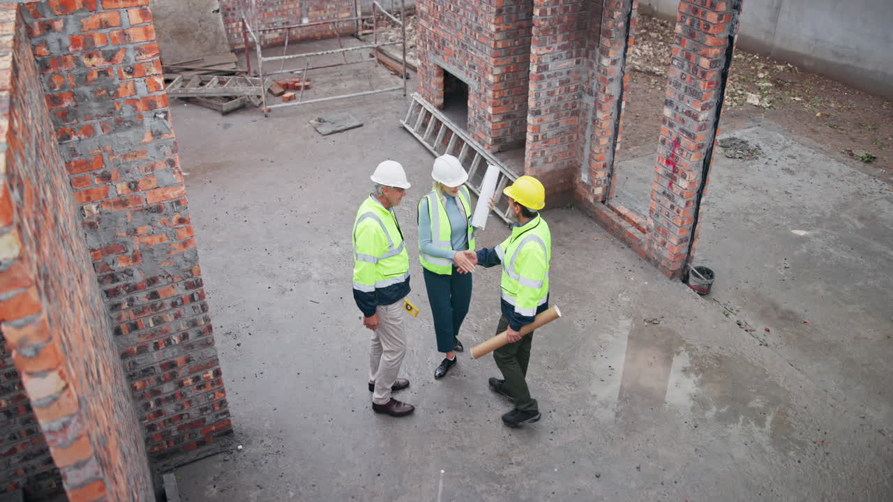 inspección del sitio de construcción