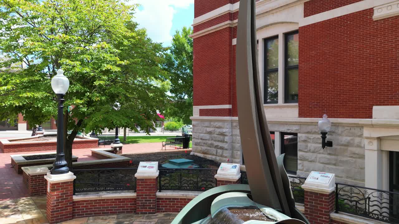 테네시 주 클라크스빌 시내의 밀레니엄 분수