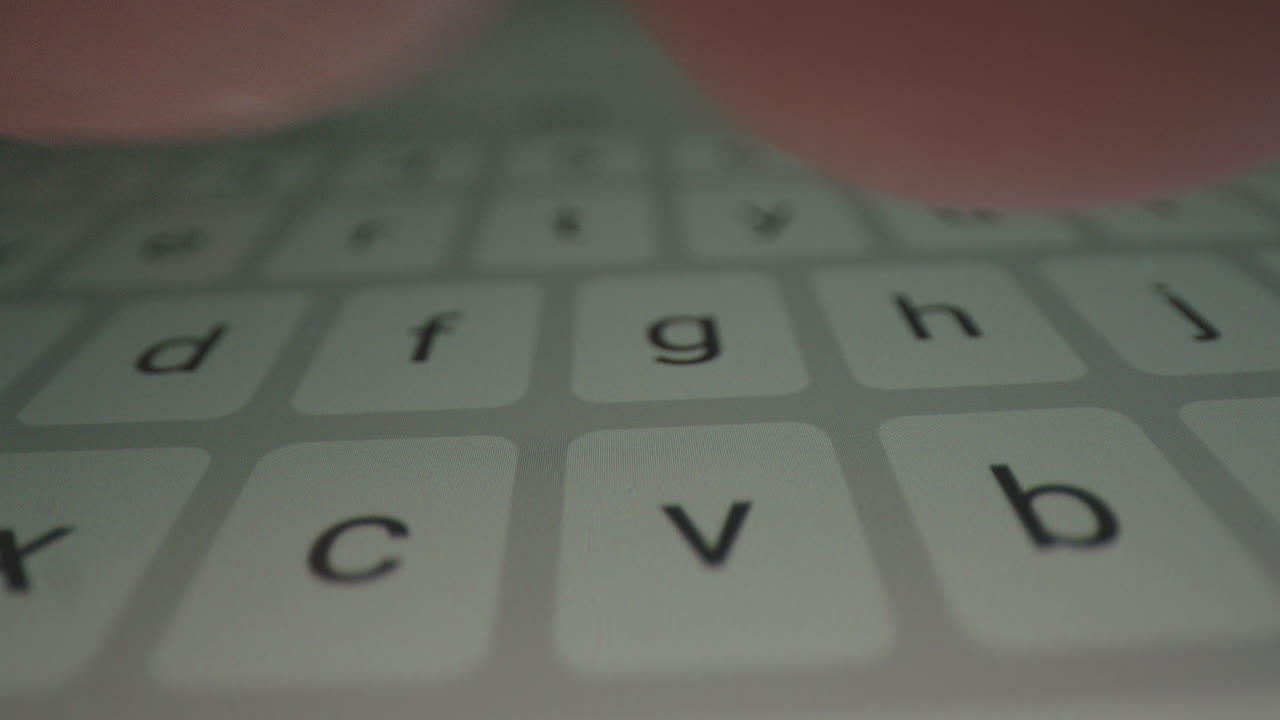Typing on a Touchscreen Keyboard