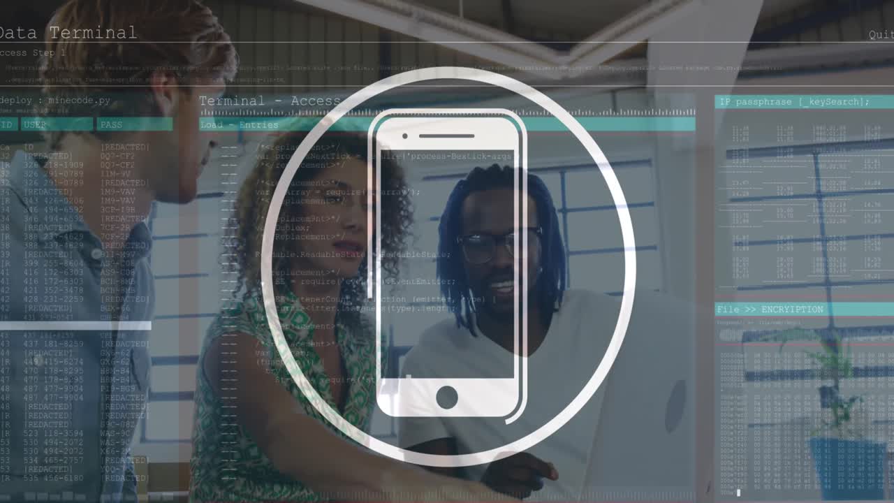 animación de la interfaz de terminales de teléfonos celulares y computadoras, diversos compañeros de trabajo discutiendo en la oficina