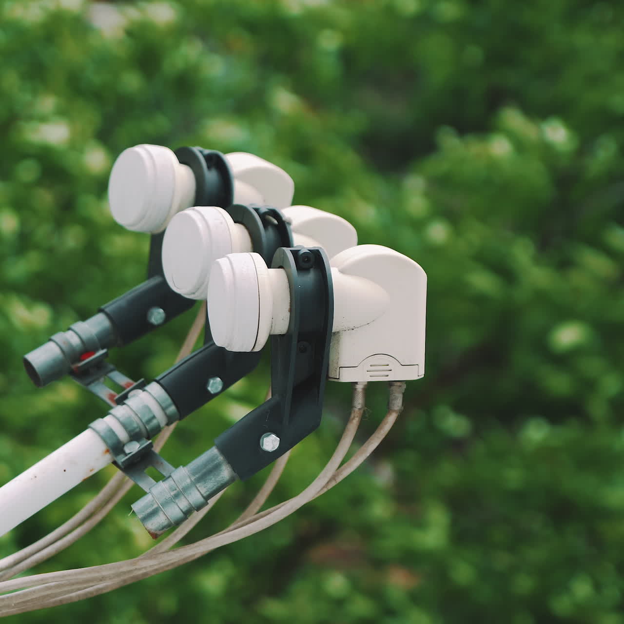 Satellite converter. Digital television. Global range