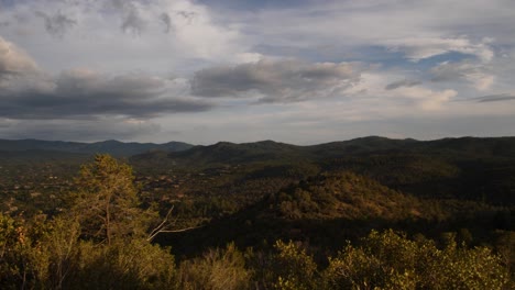 Tormenta-Sobre-Las-Montañas-Que-Rodean-Prescott