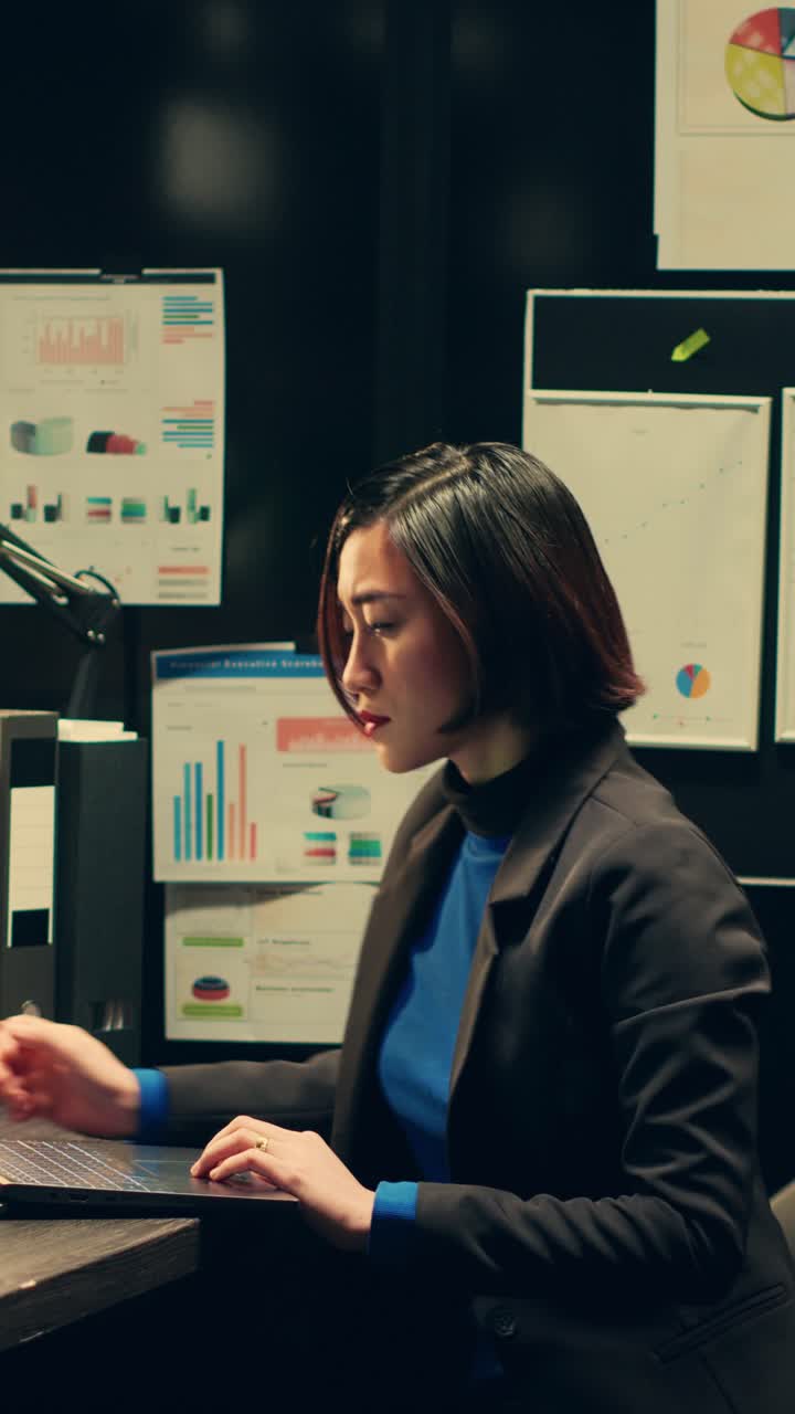 Vertical Video Woman detective arriving at job to solve police investigation