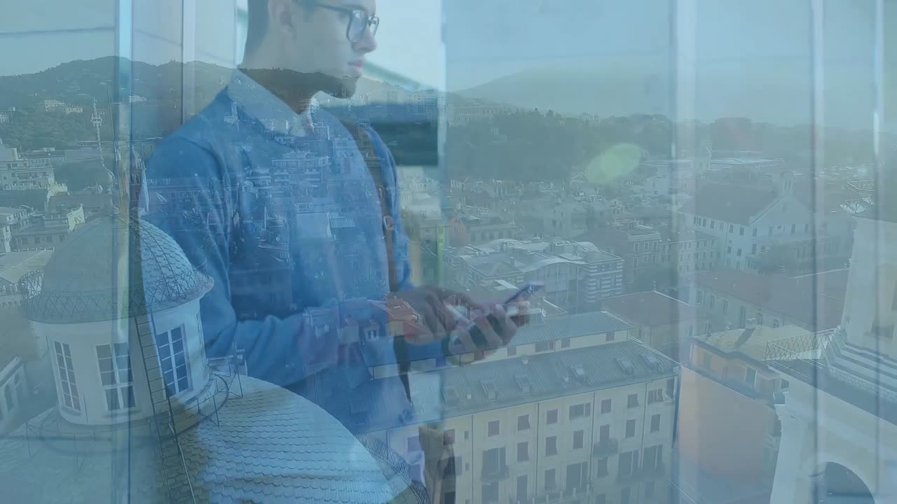 hombre usando teléfono inteligente y paisaje urbano