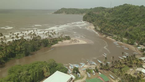un pueblo de pescadores en la costa sureste de trinidad, mayaro