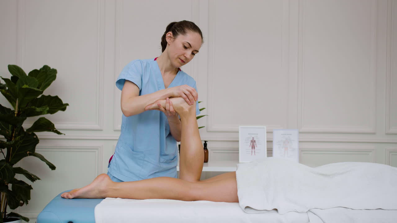 массажист с клиентом