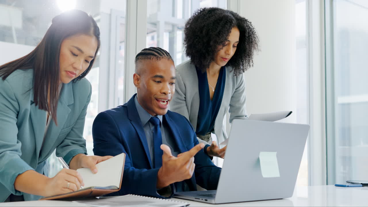 Training, talking and business people