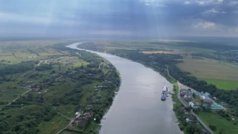 vuelo sobre el río volkhov, rusia