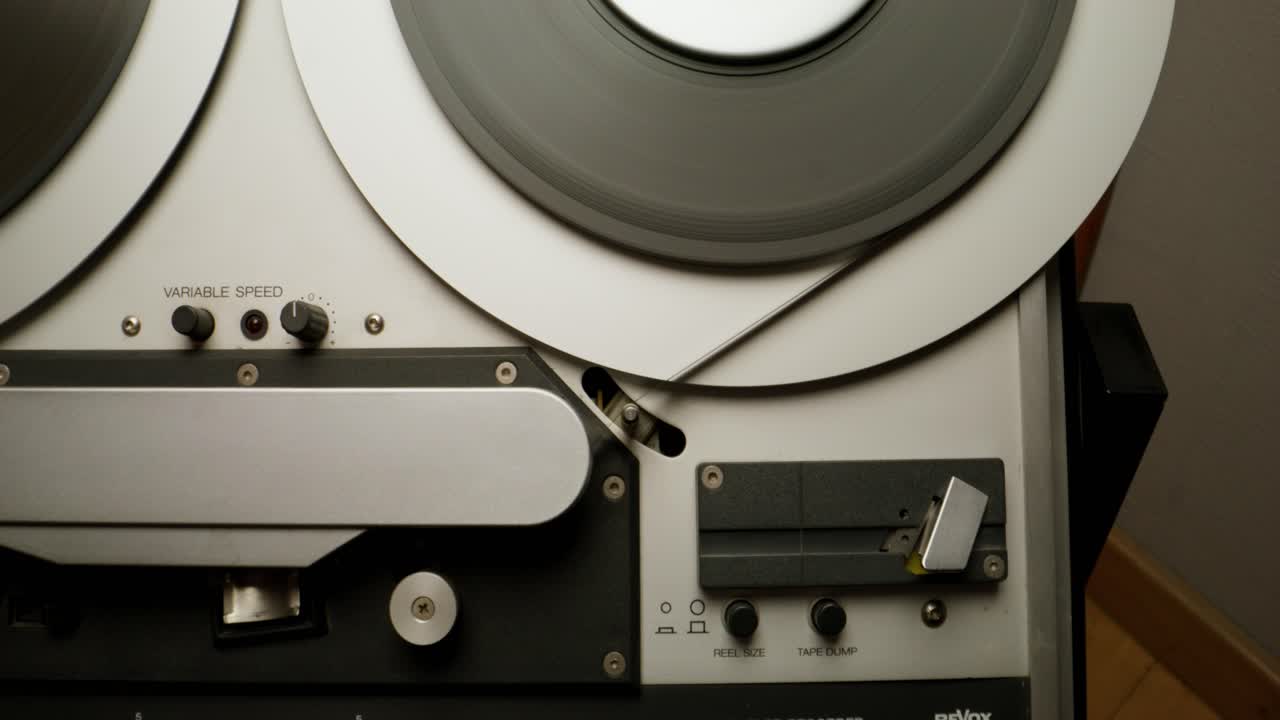 빈티지 릴-투-릴 테이프 레코더