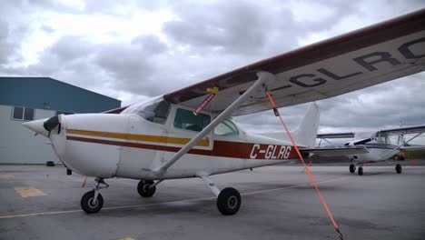 View-From-the-Left-of-Cessna-Skyhawk-Plane---Close-Up