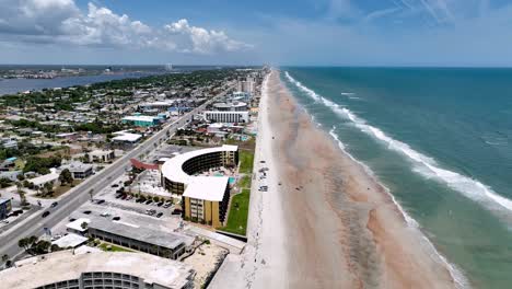 aérea en lo alto de la playa de daytona, florida