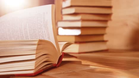 close-up de uma página de livro virando