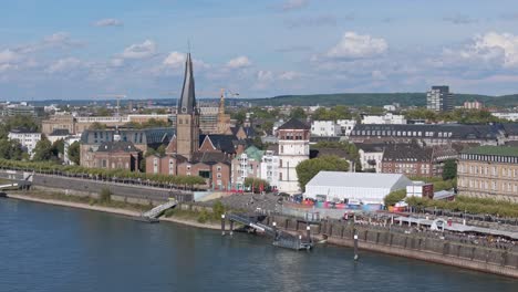 Establish-video-of-downtown-Dusseldorf-city-in-Germany,-European-city