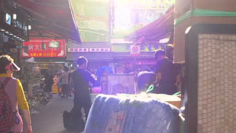 화창한 날의 남대문 시장