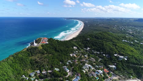 volando sobre el faro de byron bay